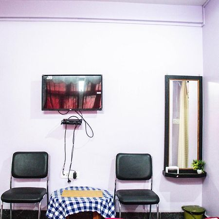 Promudini Guest House 西隆 外观 照片
