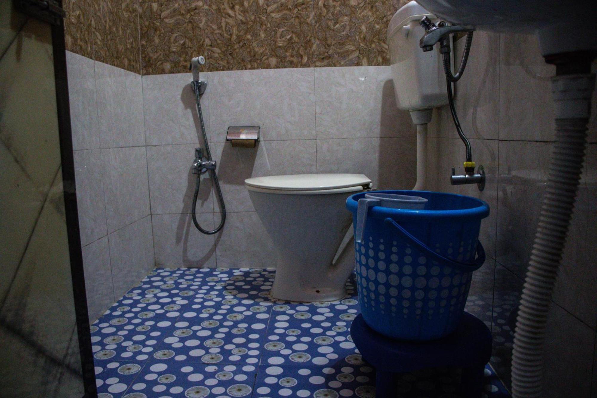 Promudini Guest House 西隆 外观 照片